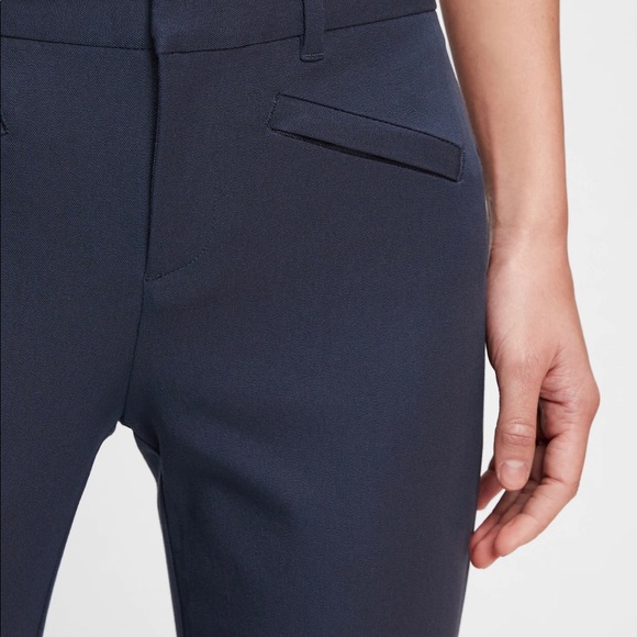 GAP Signature Skinny Ankle Pants in Black - Picture 3 of 11